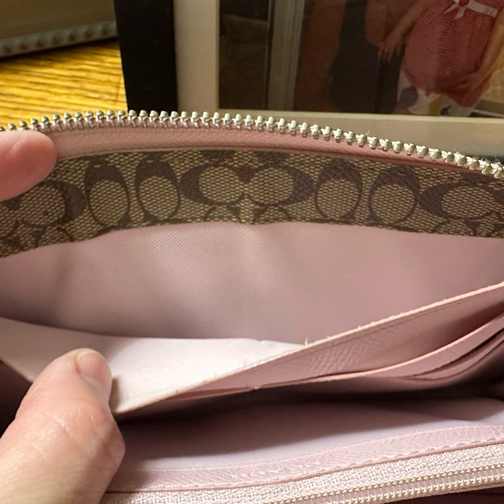 Coach Pink Wallet - Picture 12 of 13